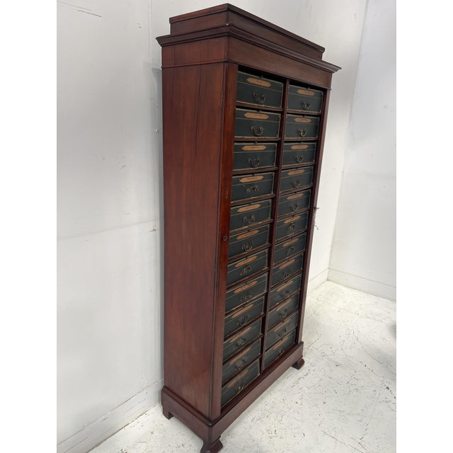 19th Century Louis Philippe Mahogany Veneer Filing Cabinet For Sale - Image 13 of 18
