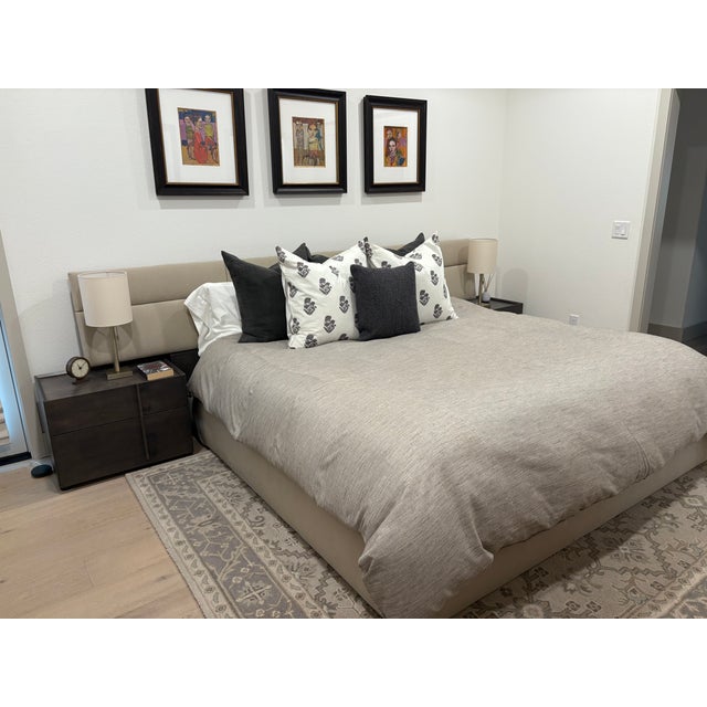 Mid-Century Modern Contemporary Huppé Plank King Bed and Side Tables For Sale - Image 3 of 12