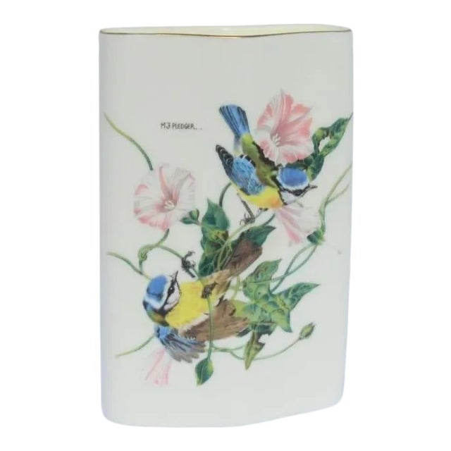 Mid-Century Japanese Porcelain Vase For Sale