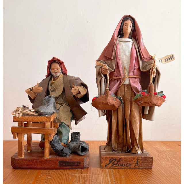 Lecce Ceramic Papier-Mâché Figurines, 1990s, Set of 2 For Sale - Image 18 of 18
