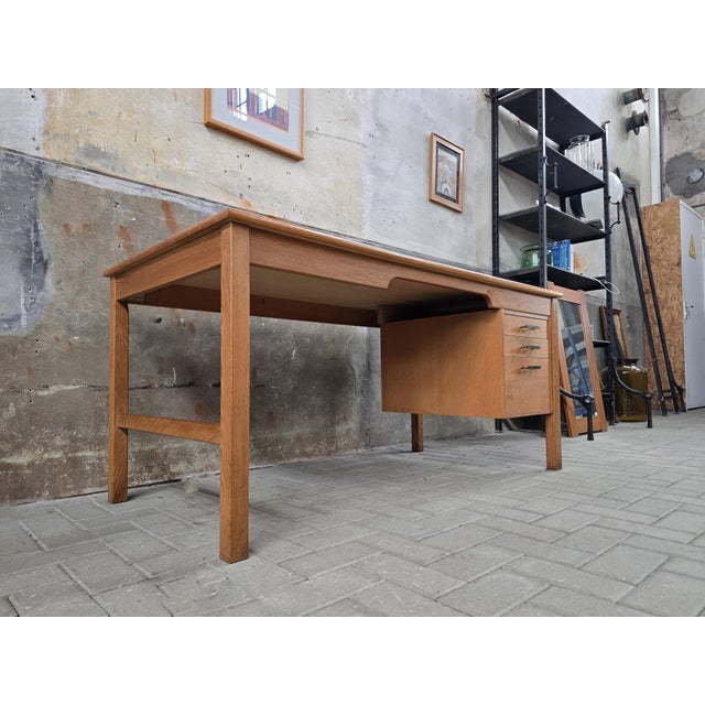 Mid-Century Danish Desk in Oak from Børge Mogensen, 1970s For Sale - Image 11 of 18