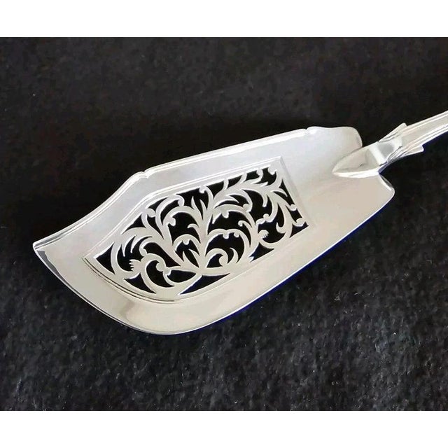 Antique Victorian Sterling Silver Kings Pattern Fish Server by William Eaton, 1841 For Sale - Image 3 of 18
