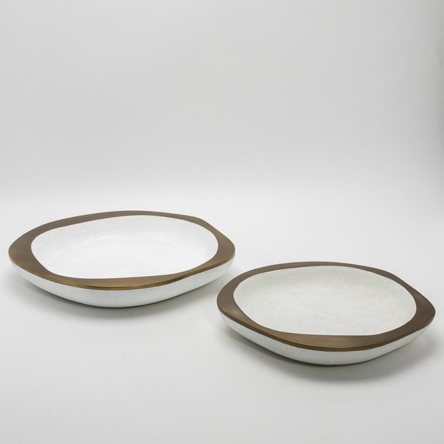 Bowl in White Shagreen With Bronze Patina Brass Details R&y Augousti For Sale - Image 9 of 12