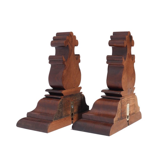 Pair of American Neoclassic Mahogany Wall Brackets, C. 1830 For Sale - Image 4 of 7