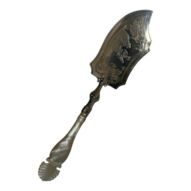 Antique Silver Plated Fish Server/Cake Slice With Carved Mother-of-Pearl Handle For Sale
