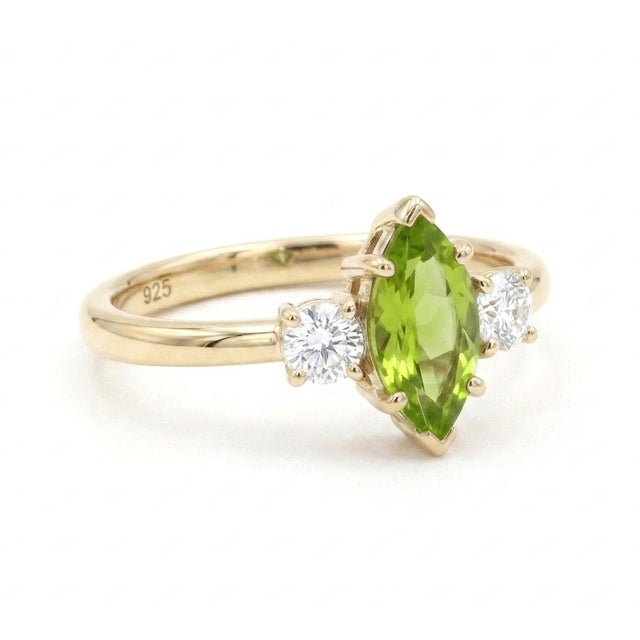 Peridot & Cubic Zirconia Ring - Wedding Engagement Ring - August Birthstone Statement Ring Us 7 For Sale - Image 4 of 5