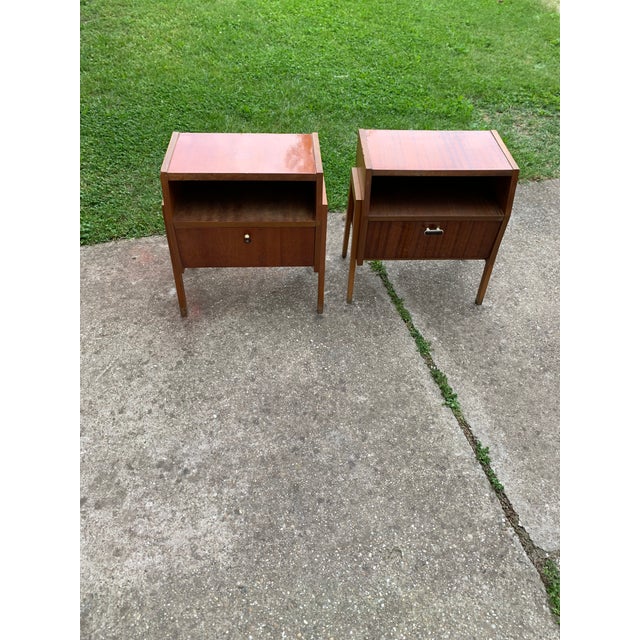Mid-Century Nightstand by Varia, 1950s, Set of 2 For Sale - Image 4 of 8