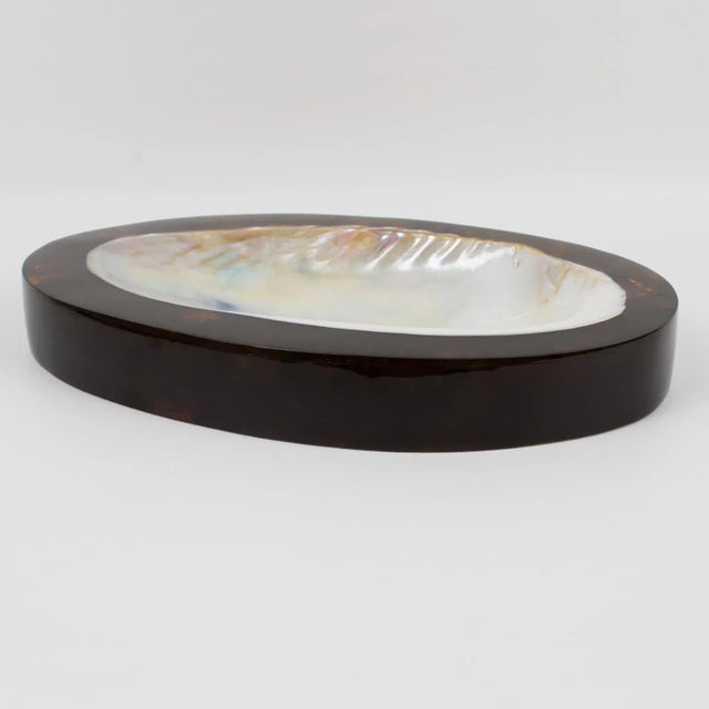 SeaShell in Rootbeer Resin Desk Tidy Catchall Vide Poche, 1980s For Sale - Image 4 of 11