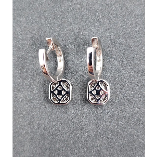 2020s 2.50 Ct Diamond Drop Earrings, Pair For Sale - Image 5 of 8
