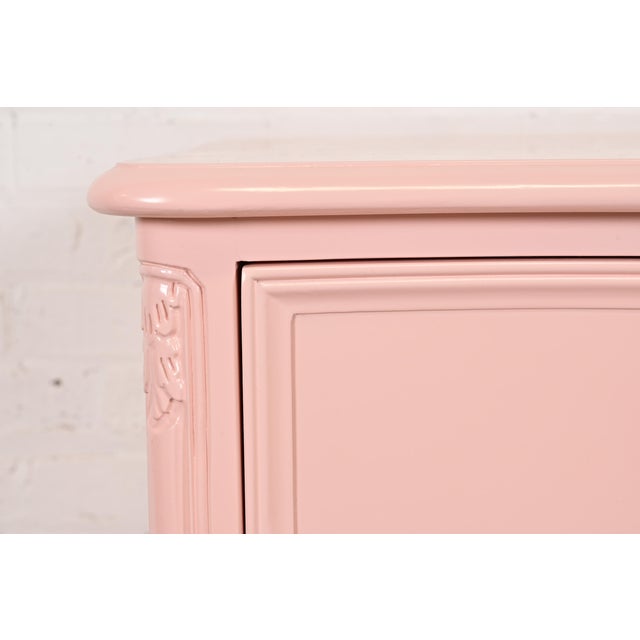 Henredon French Provincial Louis XV Pink Lacquered Triple Dresser, Newly Refinished For Sale - Image 9 of 14