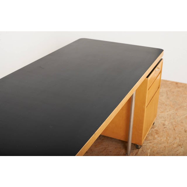 Worktable in Chrome-Plated Metal Tubing and Wooden Top by Marcel Breuer for Wohnbedarf, 1928 For Sale - Image 9 of 15