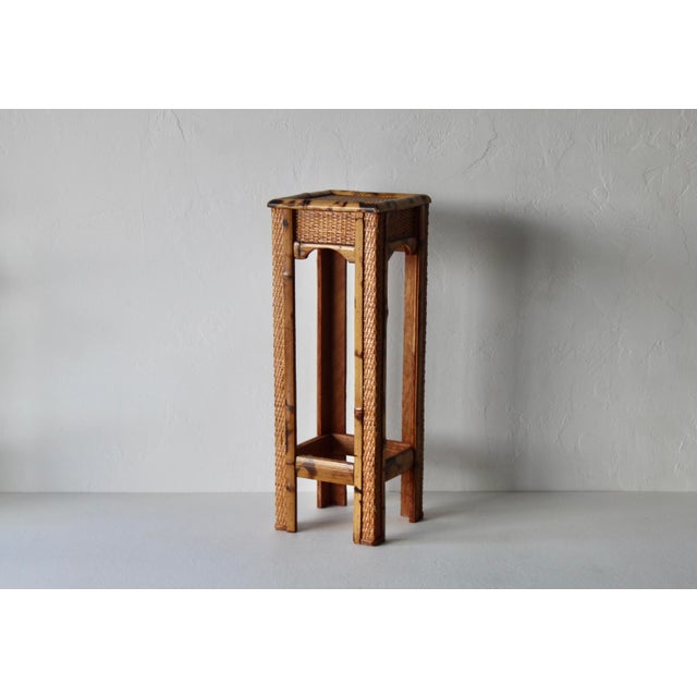 Vintage Scorched "Tortoise Shell" Style Bamboo Wicker Plant Stand Mid-Century For Sale In Miami - Image 6 of 13