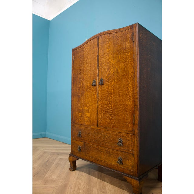 1930s Art Deco Oak Linen Cabinet, 1930s For Sale - Image 5 of 11