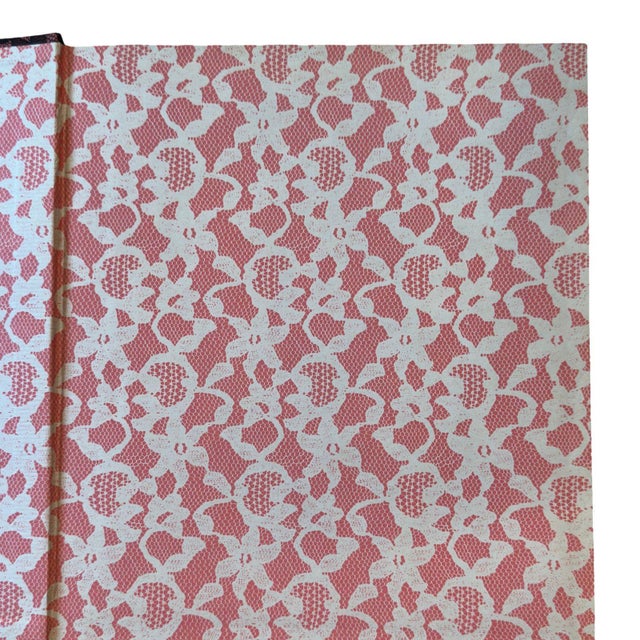 L’Histoire Imprevue Des Dessous Féminins by Cecil St. Laurent, 1966 For Sale - Image 11 of 12