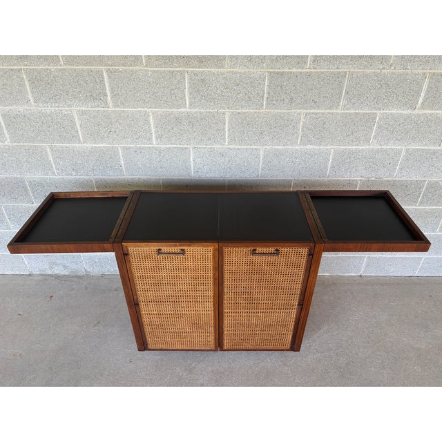 Jack Cartwright for Founders Mid Century Modern Walnut & Cain Door Bar Cart For Sale In Philadelphia - Image 6 of 16