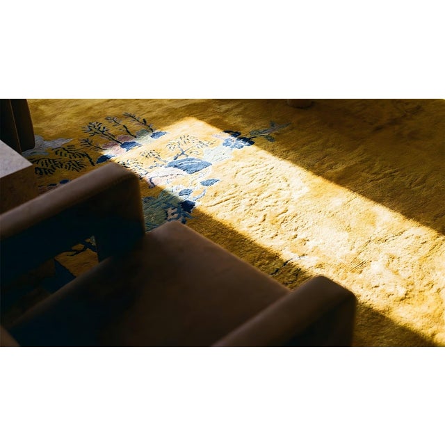 Vibrant Gold Ground With Asymmetric Floral Pattern Antique Chinese Art Deco Rug by Walter Nichols For Sale - Image 10 of 10
