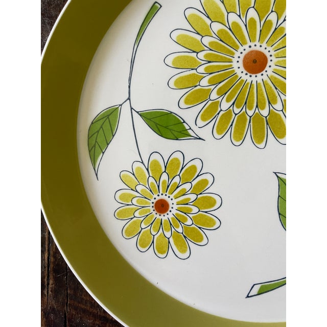 1960s 1960s Retro Avocado Green Floral Plates by Mikasa - Set of 4 For Sale - Image 5 of 7