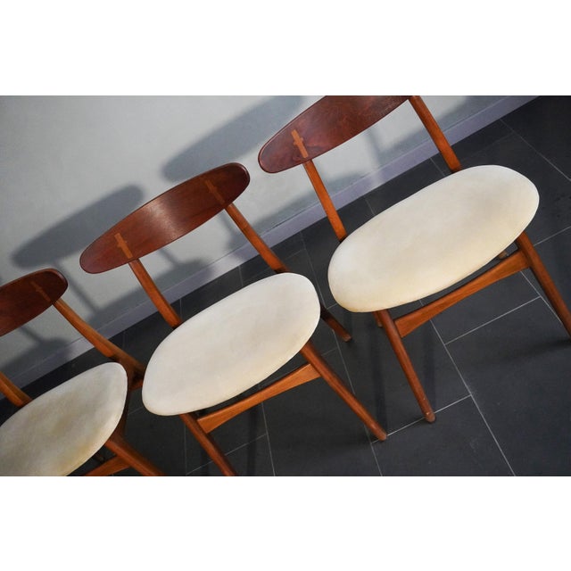 Mid-Century Modern CH30 Chairs by Hans J. Wagner for Carl Hansen, 1960s, Set of 4 For Sale - Image 3 of 18