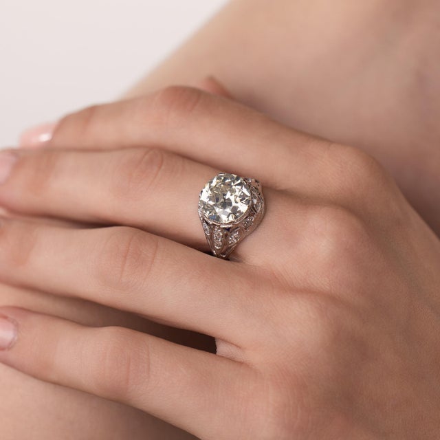 1920s Art Deco Gia 4.41 Carat Diamond Sapphire Platinum Engagement Ring, Size 7.25 For Sale - Image 5 of 6