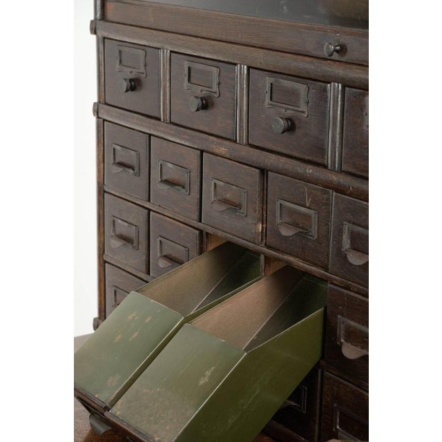 Pharmacy Display Cabinet from Globe Wernicke, 19th Century For Sale - Image 9 of 15