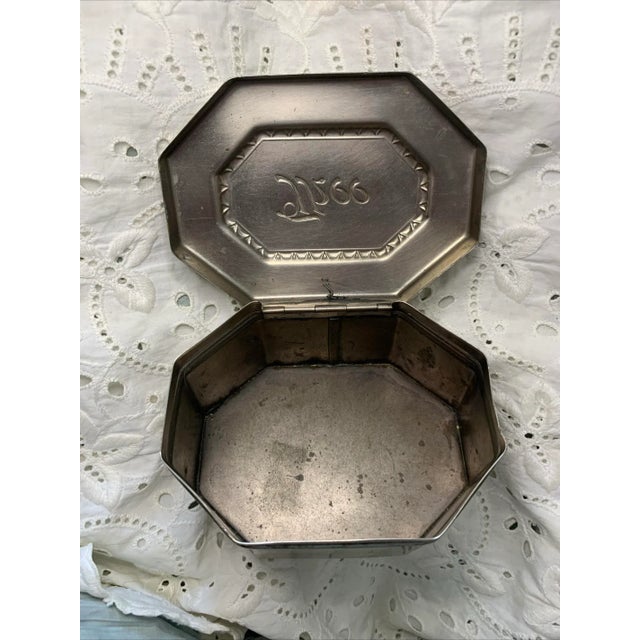 Vintage Silver Plate Hinged Tea Caddy “Thee” Box For Sale In Madison - Image 6 of 7
