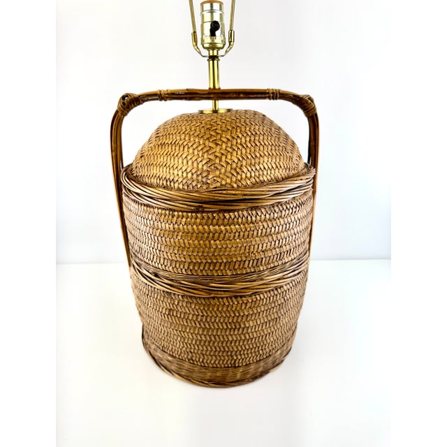 1960s 1960s Mid-Century Modern Woven Rattan Basket Table Lamp With Brass Hardware For Sale - Image 5 of 14