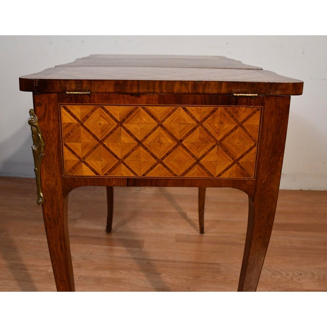 1890s Antique French Louis XV Walnut & Satinwood Coiffeuse Makeup Vanity Desk For Sale - Image 18 of 18