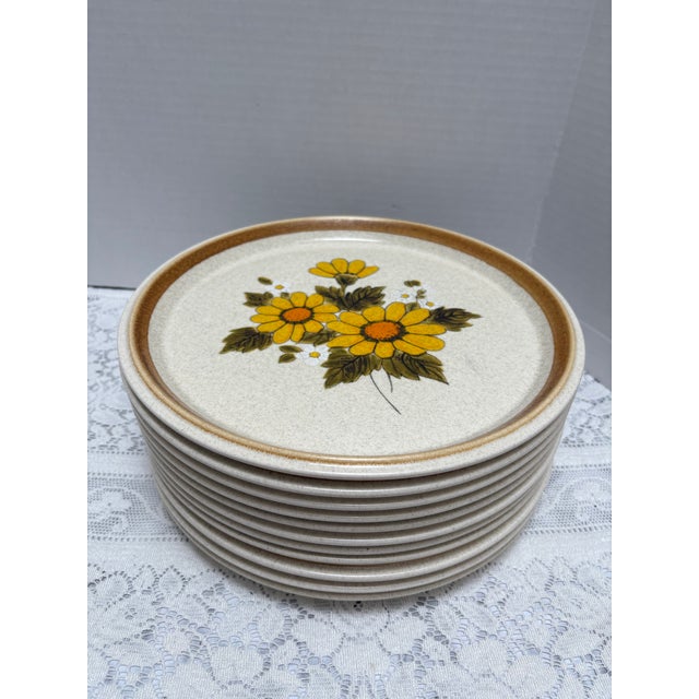 Ceramic Vintage Midcentury Mikasa “Melissa” Floral Stoneware Dinner Plates, Set of Eleven For Sale - Image 7 of 9