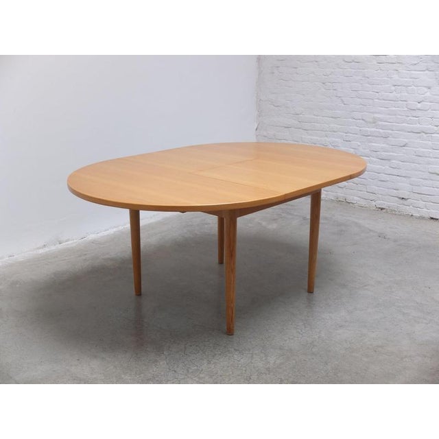 Round Extendable Dining Table in Oak by Van Den Berghe-Pauvers, 1970s For Sale - Image 11 of 16