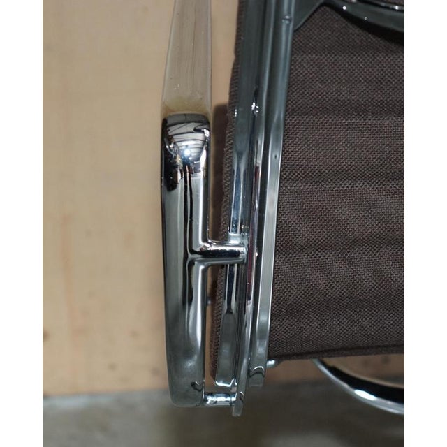 Brown EA 108 Swivel Desk Chair by Charles and Ray Eames For Sale - Image 16 of 18