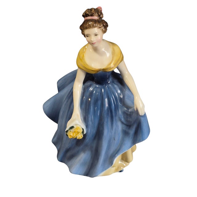 Vintage Collectable Royal Doulton Beautiful "Melanie" Figurine h.n. 2271 1964 For Sale - Image 9 of 9
