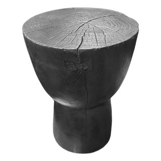 Hand-Crafted Round Side Table in Mango Wood With Burnt Finish For Sale