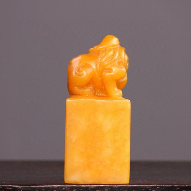Vintage Chinese Tianhuang Stone Seal With Pixiu Finial & Calligraphy For Sale In Los Angeles - Image 6 of 9