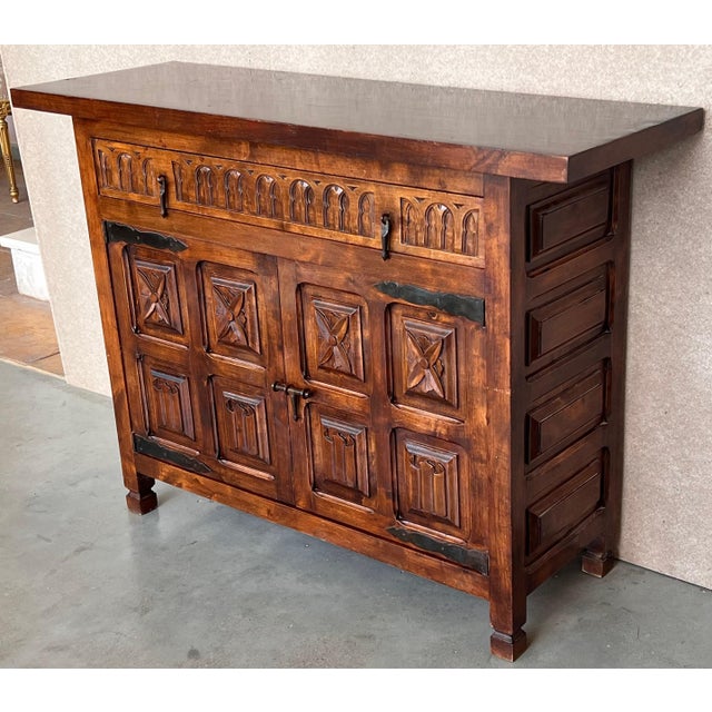 Spanish 20th Century Spanish Carved Walnut Tuscan Credenza or Buffet with One-Drawer For Sale - Image 3 of 18