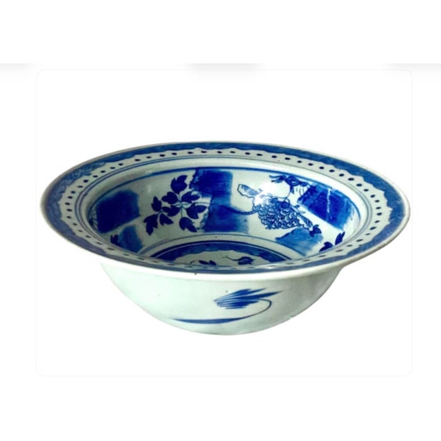 Chinese Canton Blue and White Porcelain Bowl For Sale In Tampa - Image 6 of 10