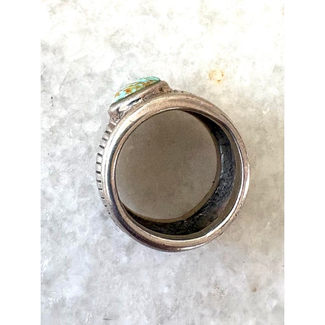 Contemporary Vintage Sterling Silver and Turquoise Ring For Sale - Image 3 of 6