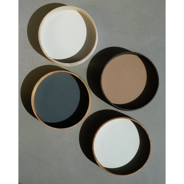 Modern Lin Tray – Solid European Oak Serving Tray Natural Oil Stain With Linoleum Surface For Sale - Image 3 of 6