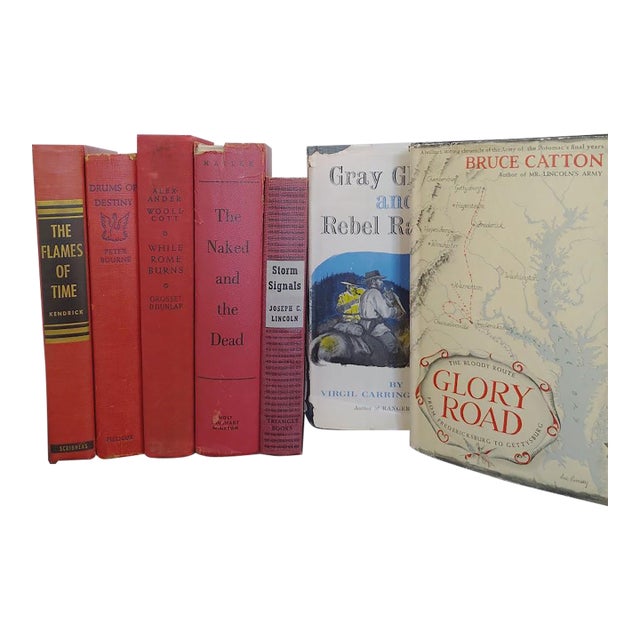 Early 20th Century Novels on United States Civil War, the Second World War, Society & Politics Set of 7 Red Books For Sale