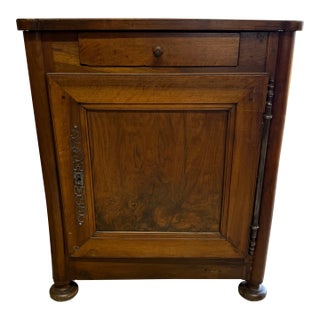 18th Century French Louis XV Solid Walnut Cabinet / Buffet For Sale