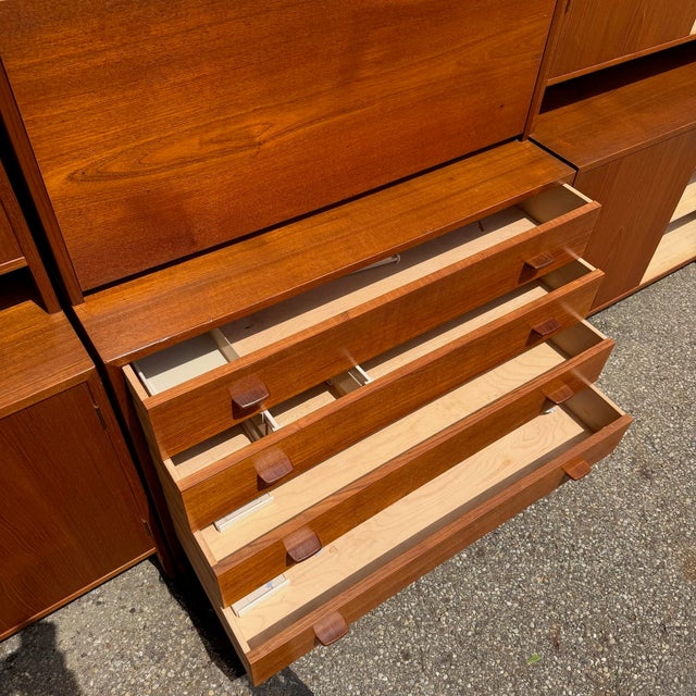1960s Three-Bay Teak Wall Unit by Hans J. Wegner for Ry Møbler, Denmark Danish Mid Century Modern For Sale - Image 5 of 12