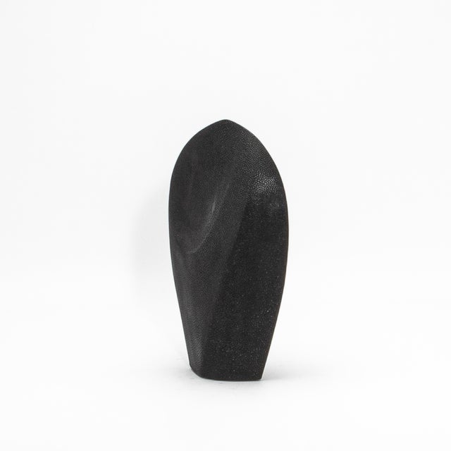 The "Tower" sculpture by Patrick Coard Paris is a striking embodiment of modern artistry and exceptional craftsmanship....