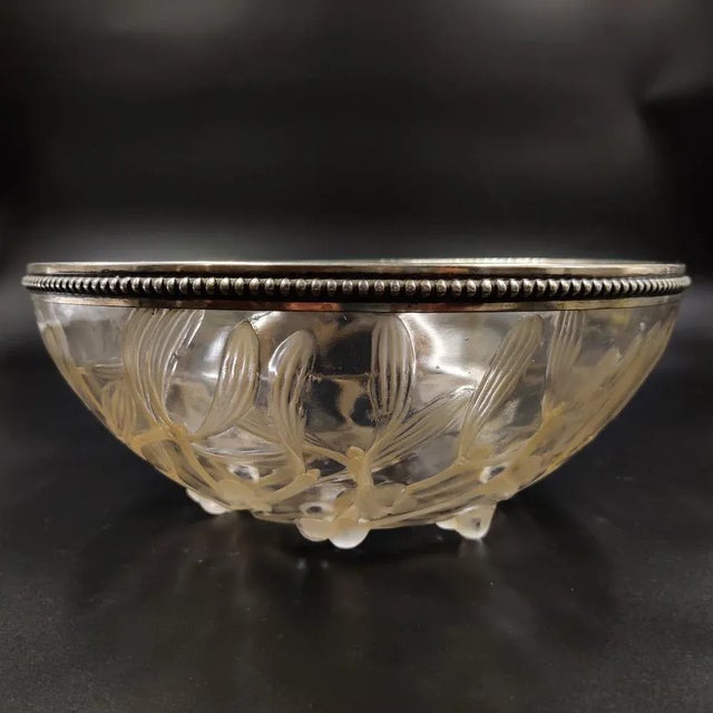 1920s French Art Deco Glass Bowl with Mistletoe Motif by Lalique, 1920s For Sale - Image 5 of 5