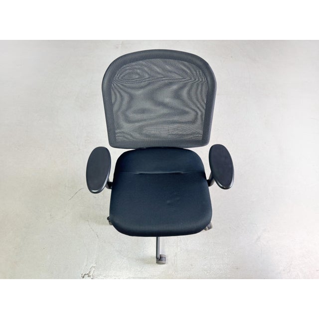 Medapal Office Chair with Armrests from Vitra For Sale - Image 9 of 13