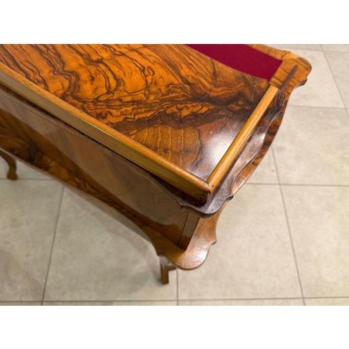 Late Biedermeier Ladies Secretaire Desk in Walnut For Sale - Image 9 of 18