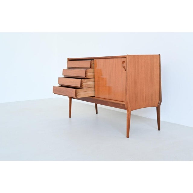 Small Sideboard in Walnut from Bosteels Meubelen, Belgium, 1960 For Sale - Image 14 of 18
