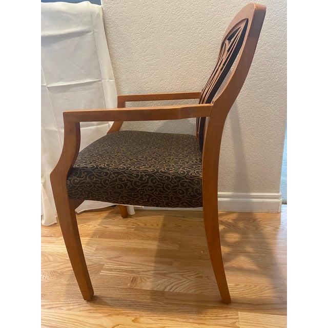 Traditional Paoli Chair Exquisitely Unique Vintage Excellent "Mint" Condition Late 20th Century For Sale - Image 3 of 12