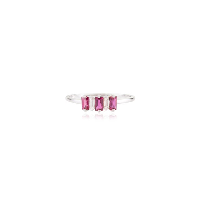 Contemporary Ruby July Birthstone Three-Stone Ring With Baguette Diamonds in 14k Gold Size 9 For Sale - Image 3 of 14