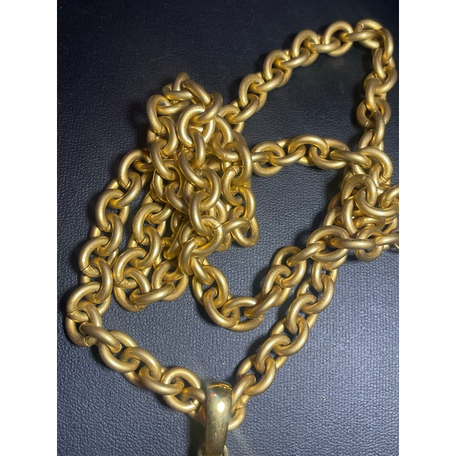 Mid-Century Modern 1960s Kramer Large 29” Oval Link Chain and Abstract Tasseled Pendant 4.5” For Sale - Image 3 of 7