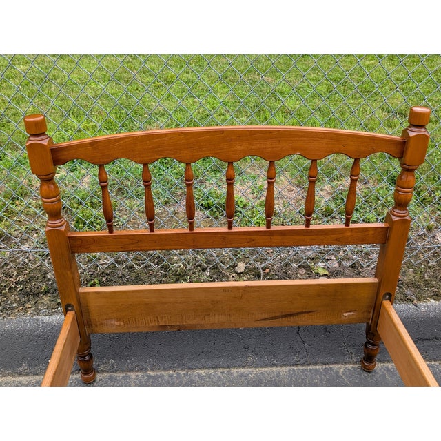Mid 20th Century Stickley American Colonial Carved Cherry Wood Twin Size Spindle Bedframe, Pair For Sale - Image 11 of 18