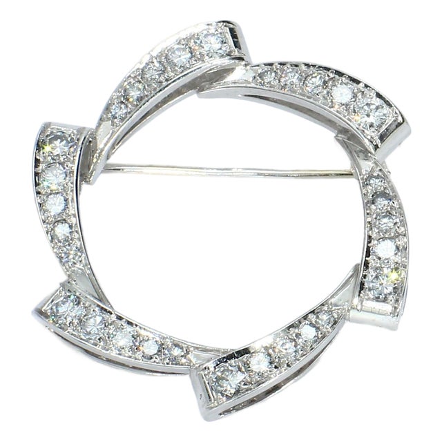 Mid 20th Century 14k White Gold Brooch With Vvs2/F Diamonds in Wave Pattern For Sale